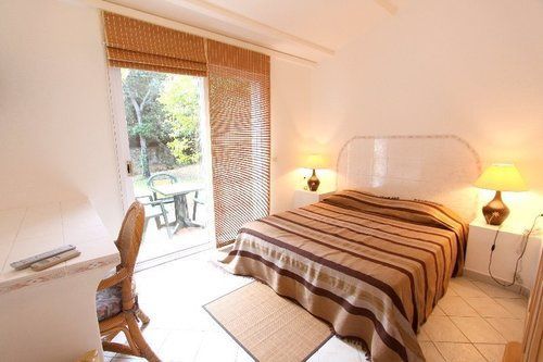 Hoteliere A Trama Bonifacio (Corsica)